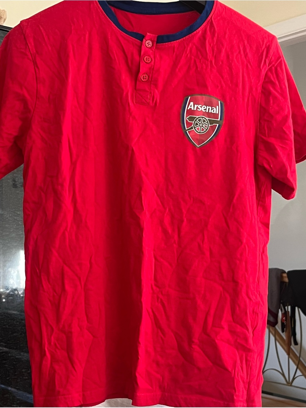 2/25$ Arsenal Official Cotton Red Short-Sleeve Henley Shirt with Navy Trim